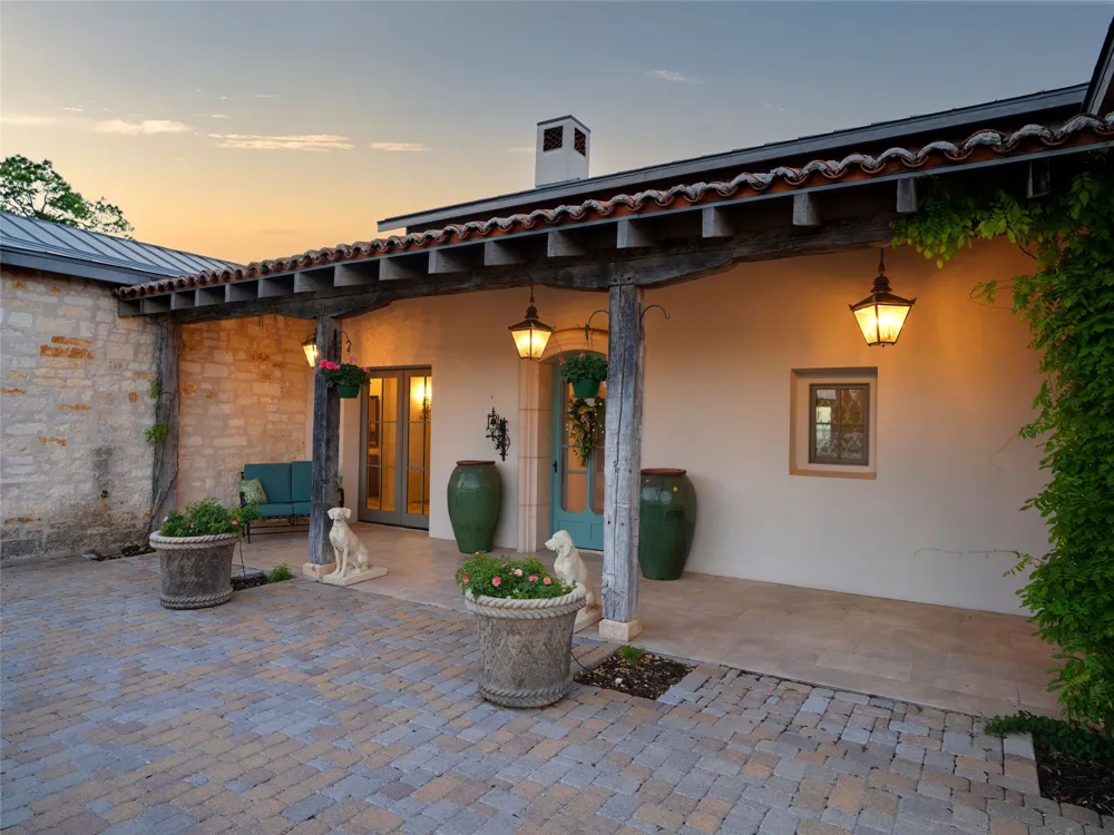 77 Last Trail Fredericksburg, TX 78624