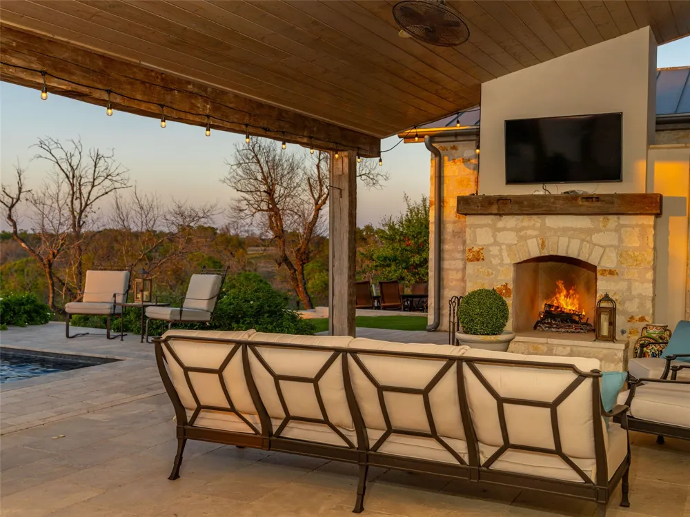 77 Last Trail Fredericksburg, TX 78624