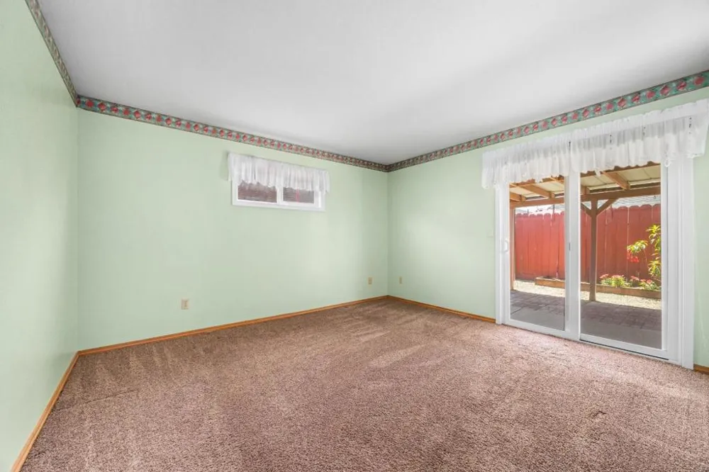 459 Vivienne Drive Watsonville, CA 95076
