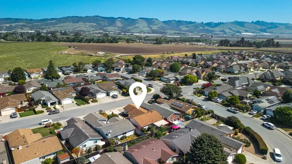 459 Vivienne Drive Watsonville, CA 95076