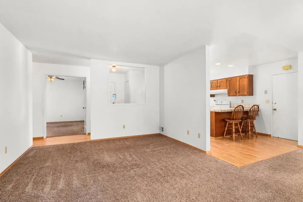 459 Vivienne Drive Watsonville, CA 95076
