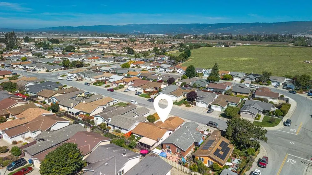 459 Vivienne Drive Watsonville, CA 95076