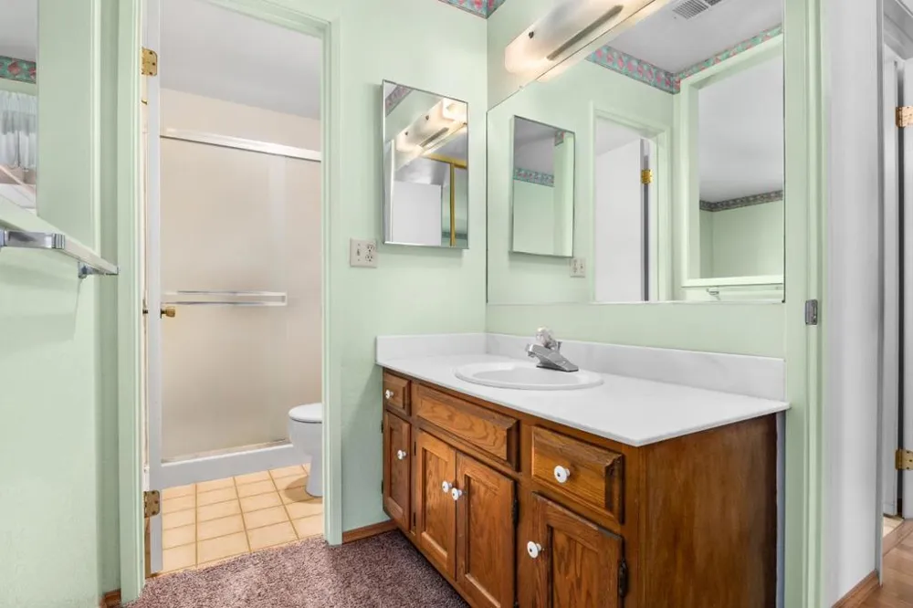 459 Vivienne Drive Watsonville, CA 95076