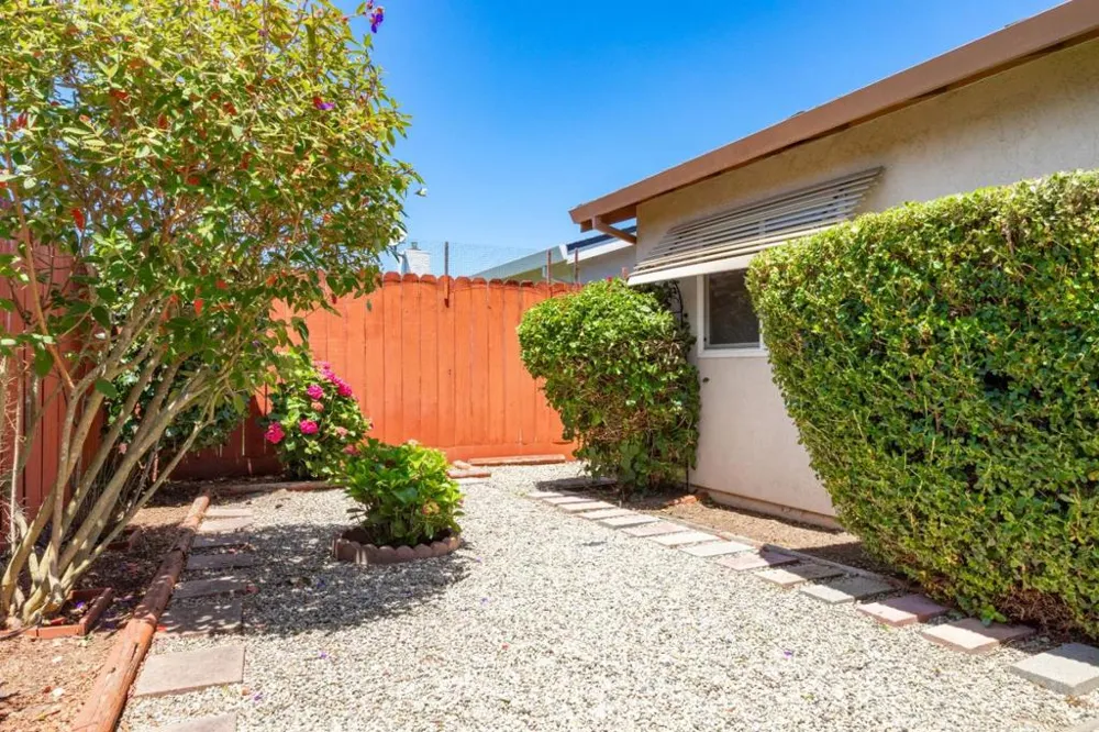 459 Vivienne Drive Watsonville, CA 95076