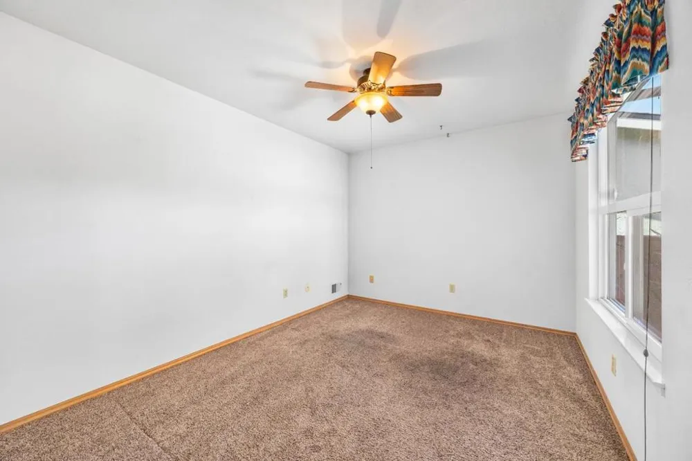 459 Vivienne Drive Watsonville, CA 95076