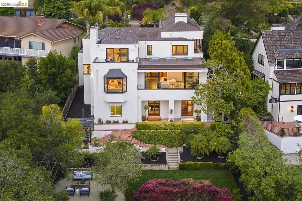 110 Somerset Rd Piedmont, CA 94611
