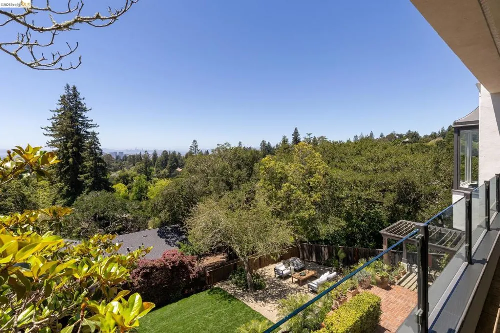 110 Somerset Rd Piedmont, CA 94611