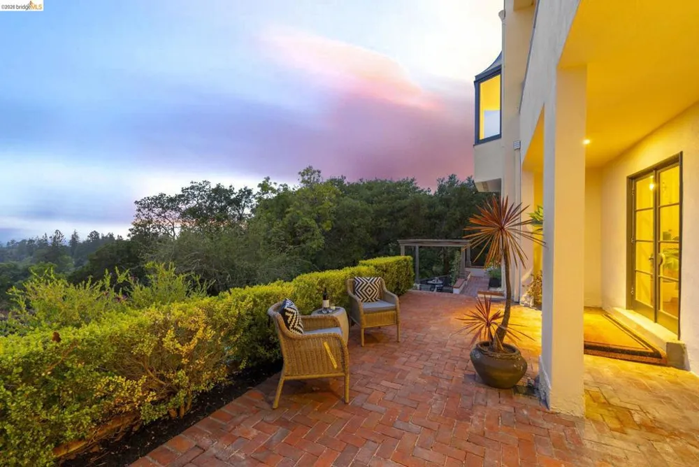 110 Somerset Rd Piedmont, CA 94611