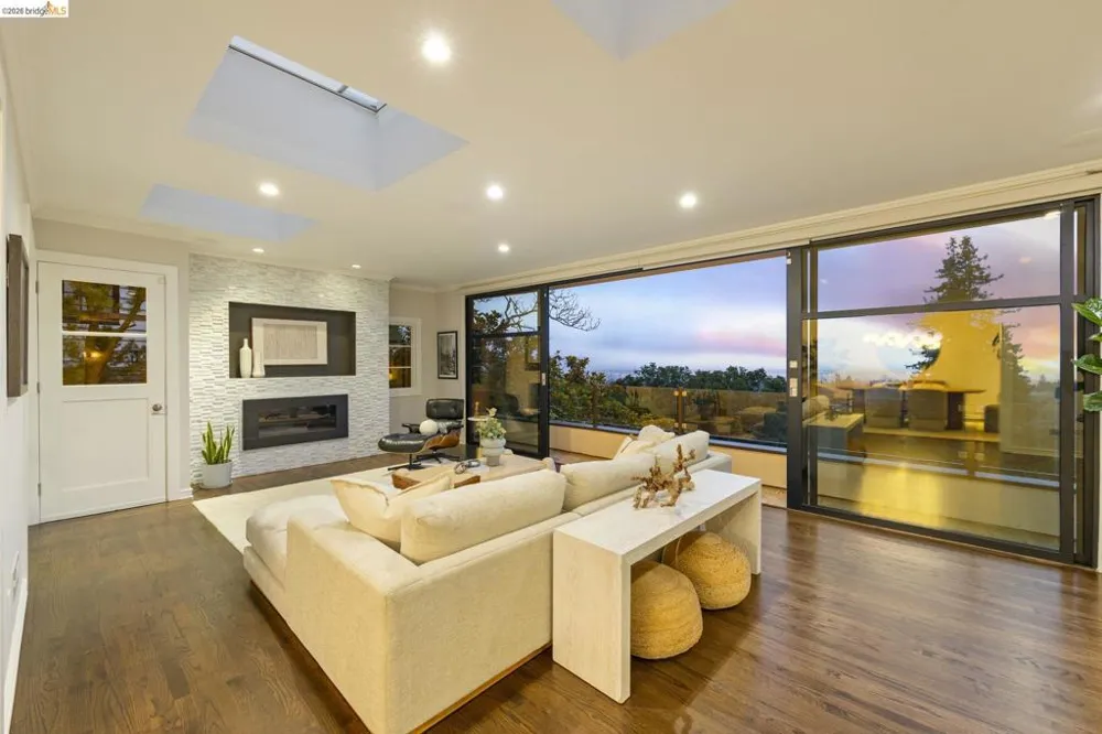 110 Somerset Rd Piedmont, CA 94611