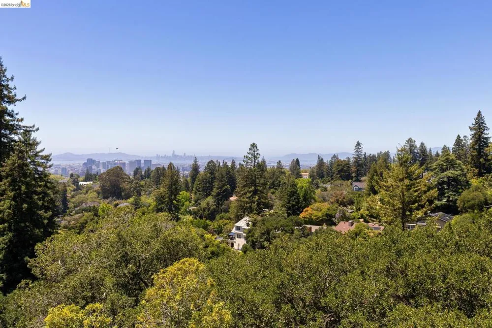 110 Somerset Rd Piedmont, CA 94611
