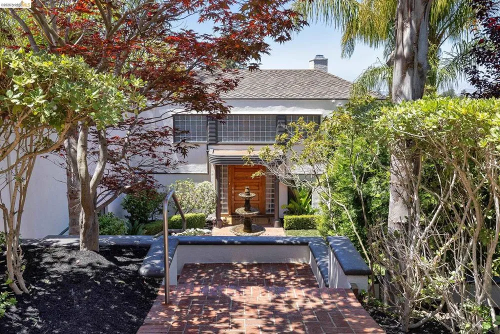 110 Somerset Rd Piedmont, CA 94611