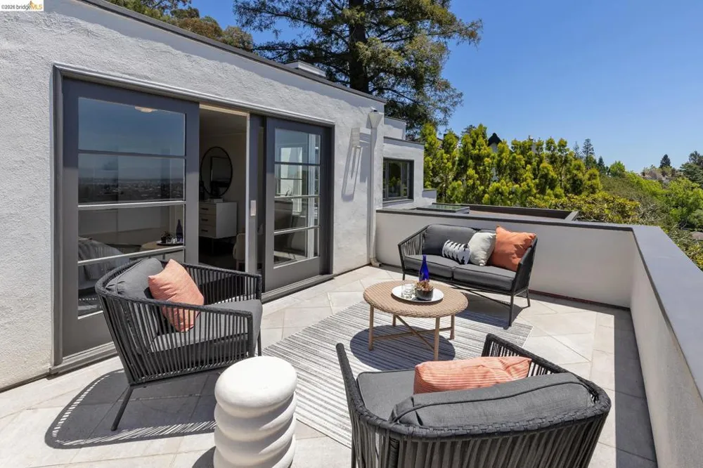 110 Somerset Rd Piedmont, CA 94611