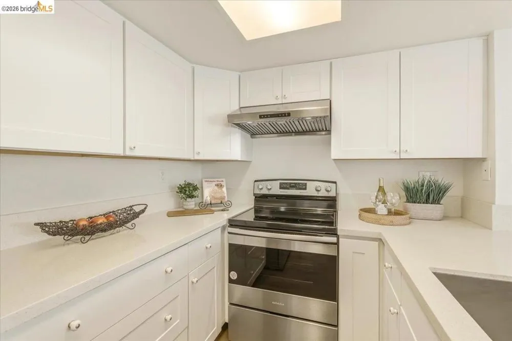 545 Pierce St #2313 Albany, CA 94706