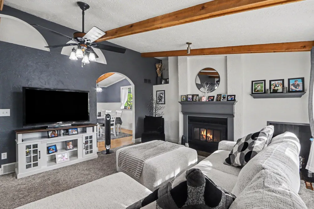 8275 Valleywood Lane Portage, MI 49024