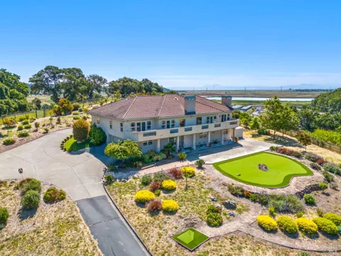 10 Deer Island Lane