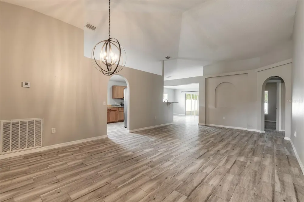 3873 SUNSET COVE DRIVE Port Orange, FL 32129