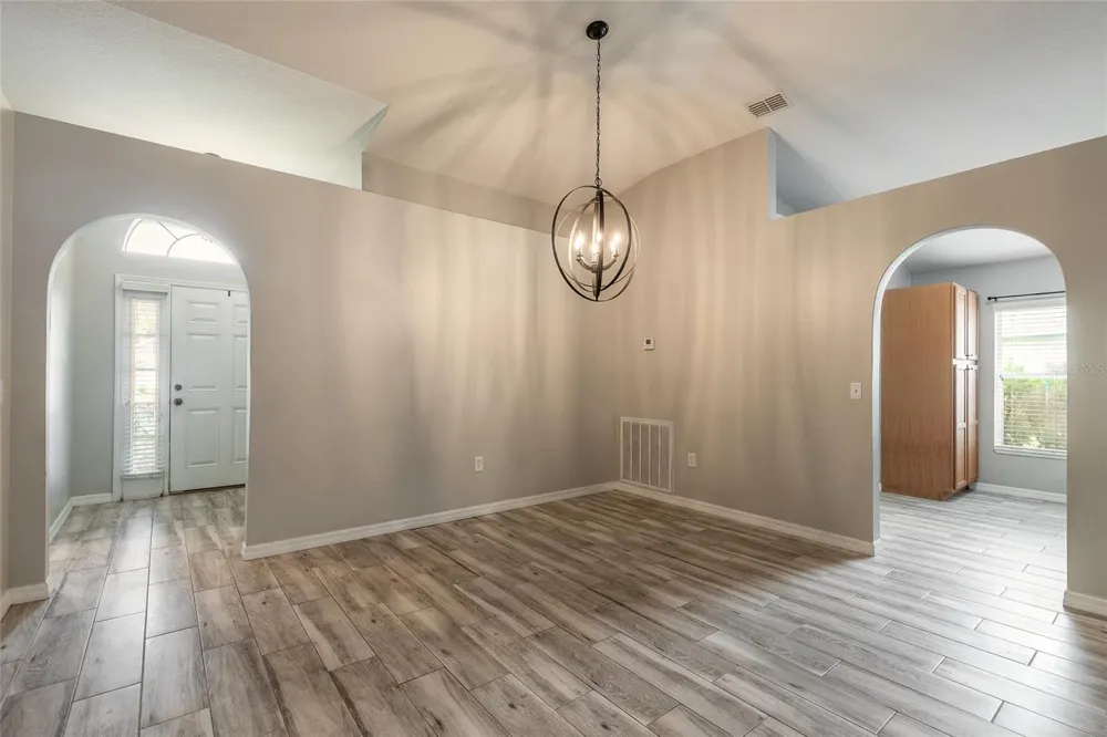 3873 SUNSET COVE DRIVE Port Orange, FL 32129