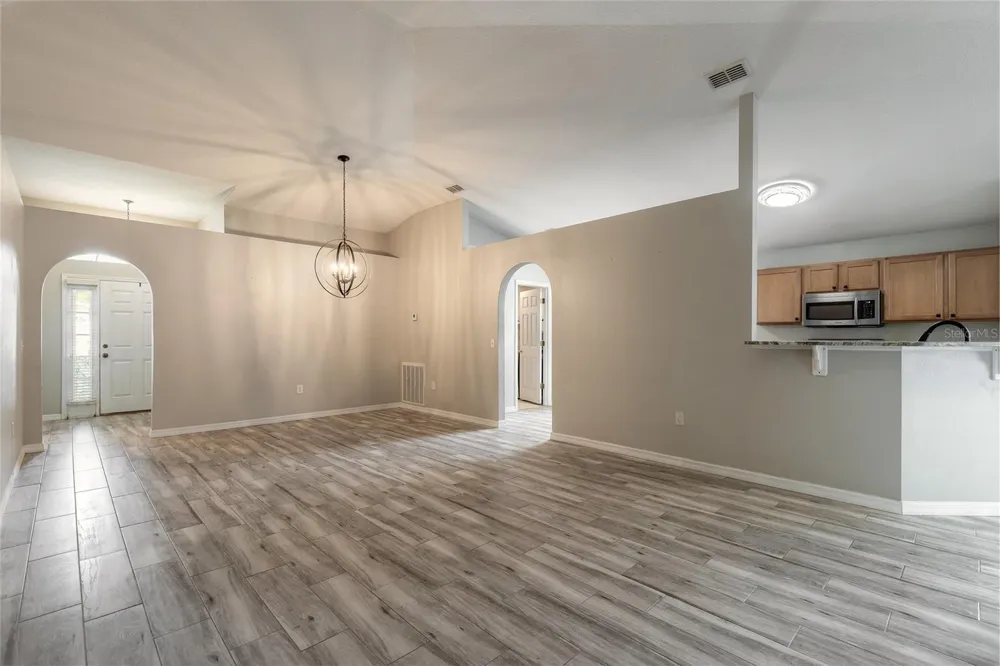3873 SUNSET COVE DRIVE Port Orange, FL 32129