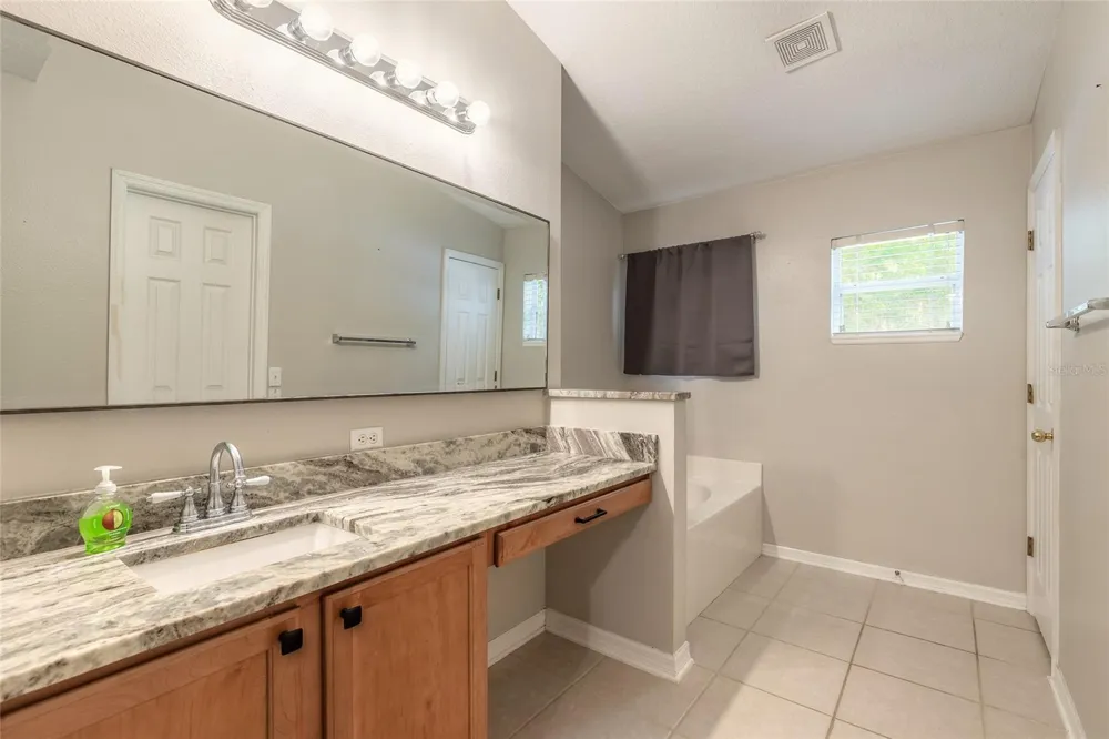 3873 SUNSET COVE DRIVE Port Orange, FL 32129