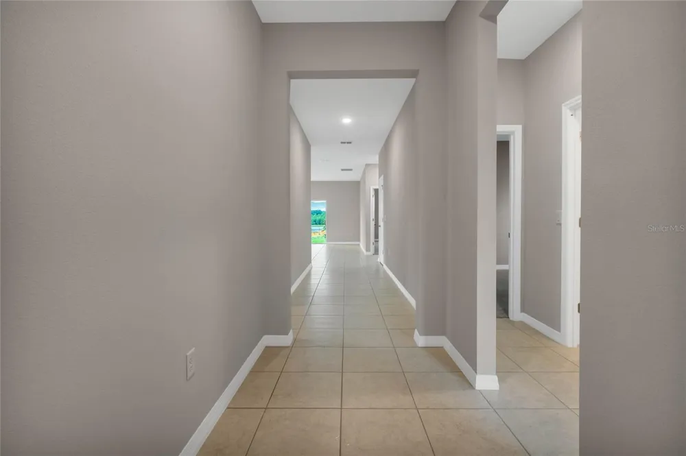 717 CROWN ROSE DRIVE Eagle Lake, FL 33839