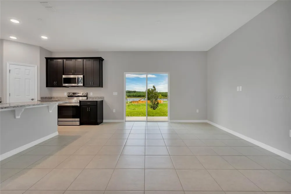 717 CROWN ROSE DRIVE Eagle Lake, FL 33839