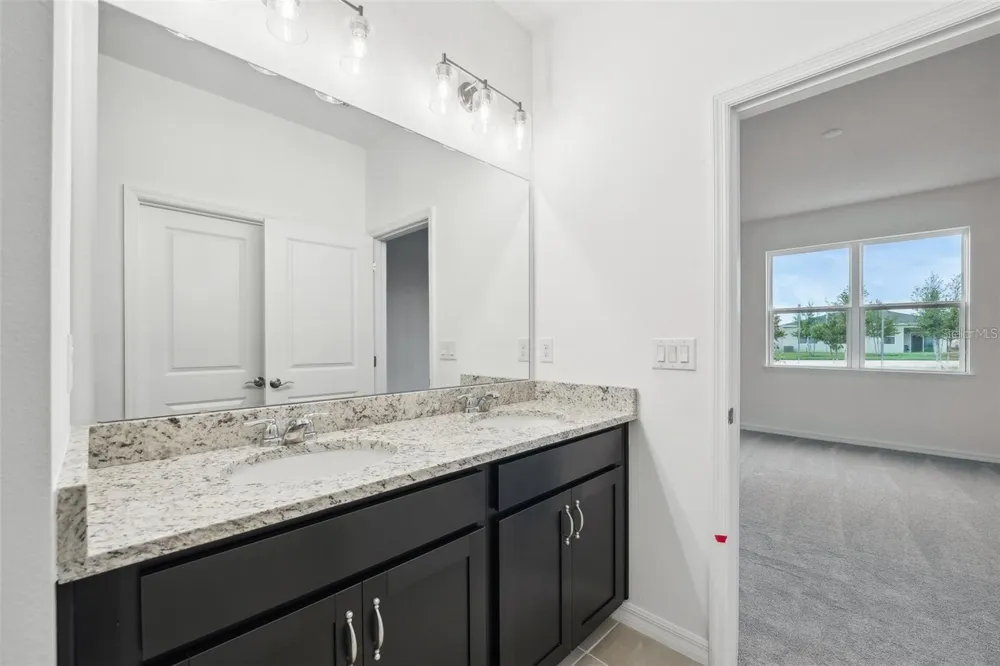 717 CROWN ROSE DRIVE Eagle Lake, FL 33839