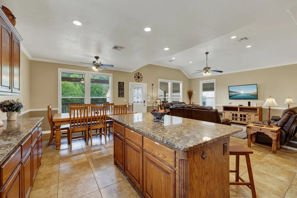 186 River Villas Court New Braunfels, TX 78132