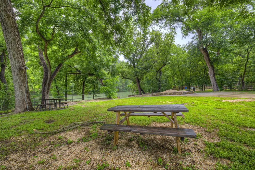 186 River Villas Court New Braunfels, TX 78132