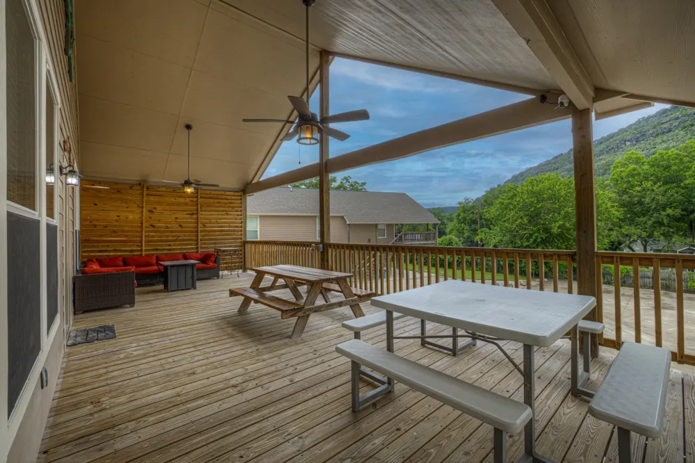 186 River Villas Court New Braunfels, TX 78132
