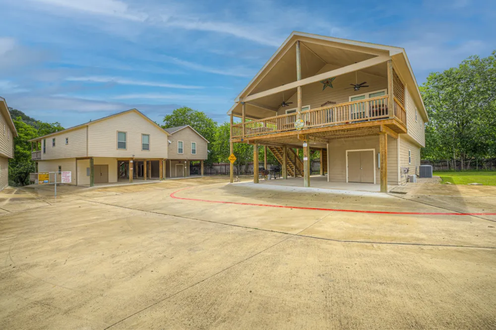 186 River Villas Court New Braunfels, TX 78132