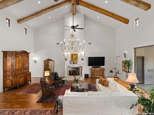 77 Last Trl Fredericksburg, TX 78624