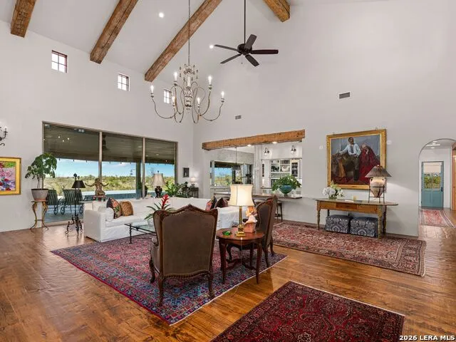77 Last Trl Fredericksburg, TX 78624