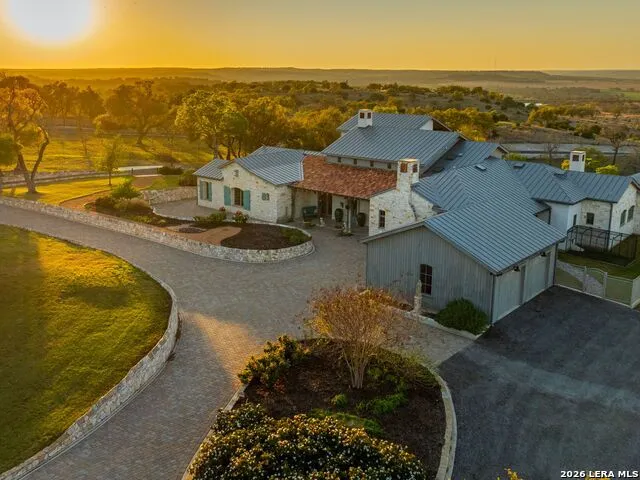 77 Last Trl Fredericksburg, TX 78624