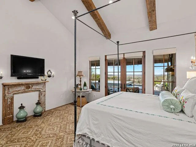 77 Last Trl Fredericksburg, TX 78624