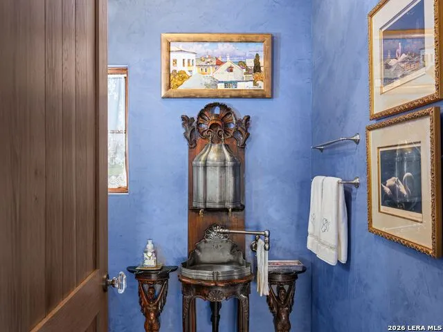 77 Last Trl Fredericksburg, TX 78624