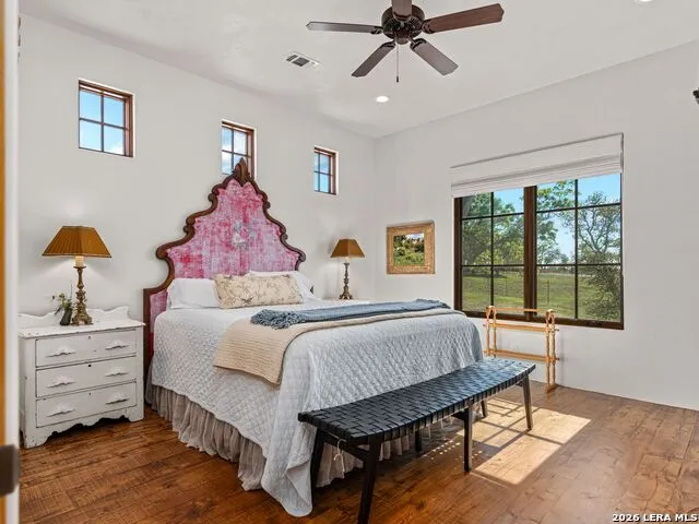 77 Last Trl Fredericksburg, TX 78624