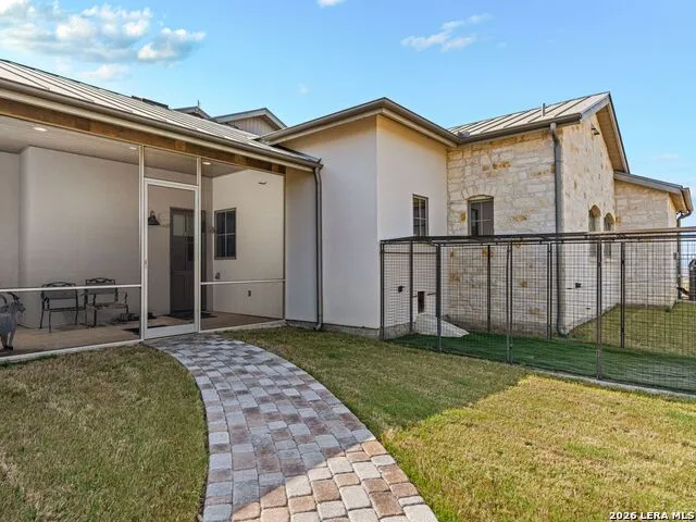 77 Last Trl Fredericksburg, TX 78624