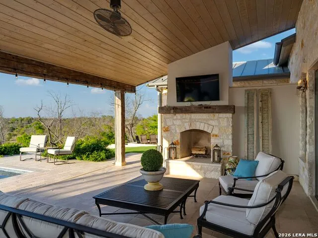77 Last Trl Fredericksburg, TX 78624