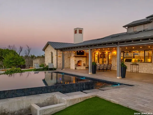 77 Last Trl Fredericksburg, TX 78624
