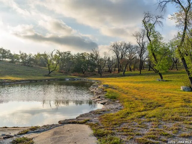 77 Last Trl Fredericksburg, TX 78624