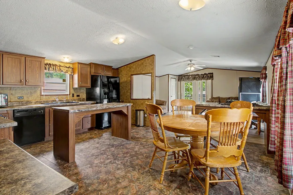 108 Moss Oak Circle Somerville, TX 77879