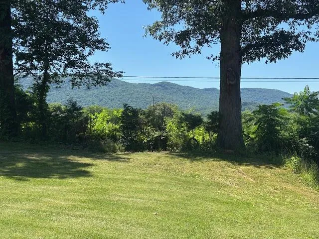 194 Patton Road Pikeville, TN 37367