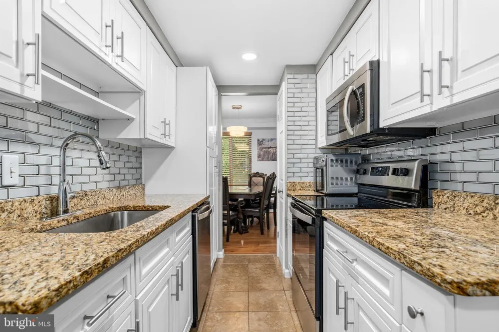 15818 MILLBROOK LANE #110 Laurel, MD 20707
