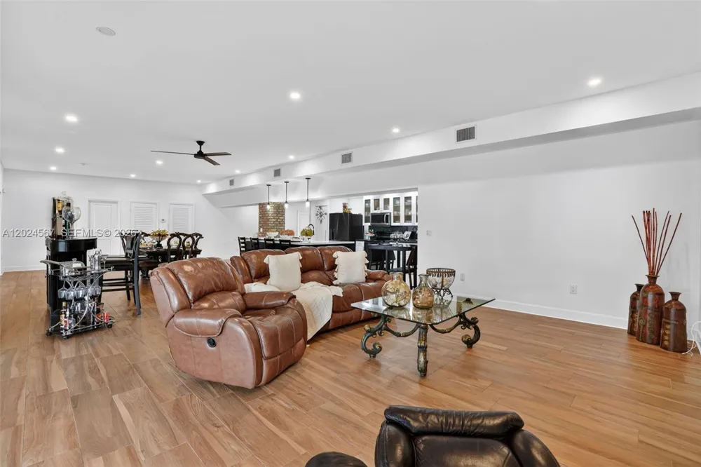 13463 SW 66th Ter Miami, FL 33183