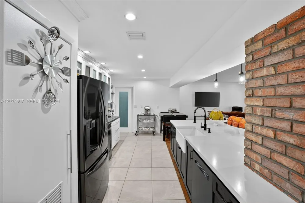 13463 SW 66th Ter Miami, FL 33183