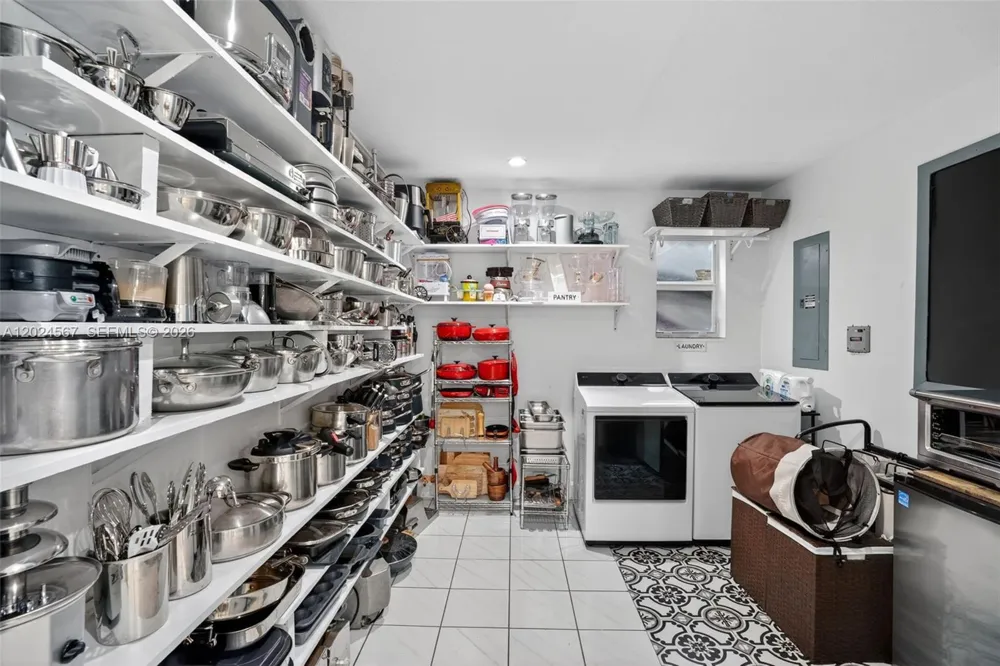 13463 SW 66th Ter Miami, FL 33183