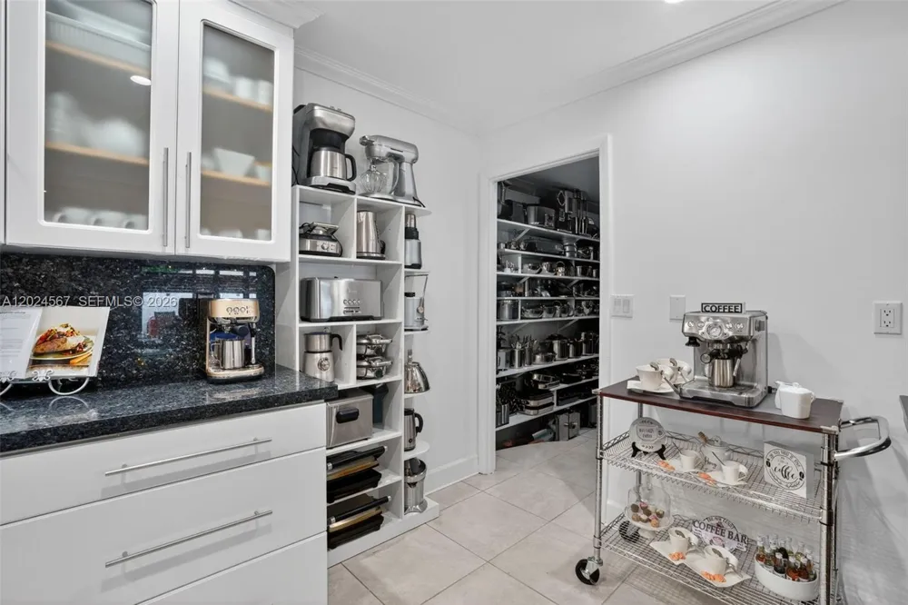 13463 SW 66th Ter Miami, FL 33183
