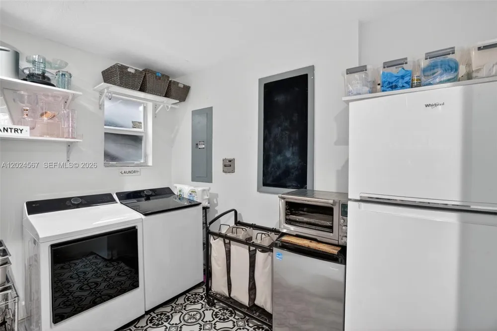 13463 SW 66th Ter Miami, FL 33183