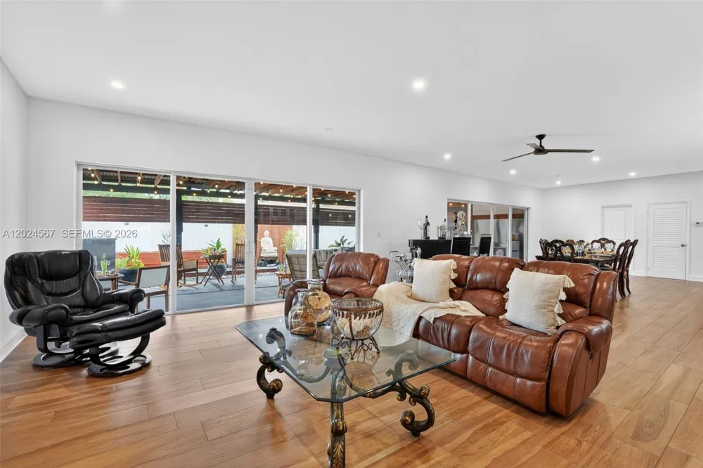 13463 SW 66th Ter Miami, FL 33183