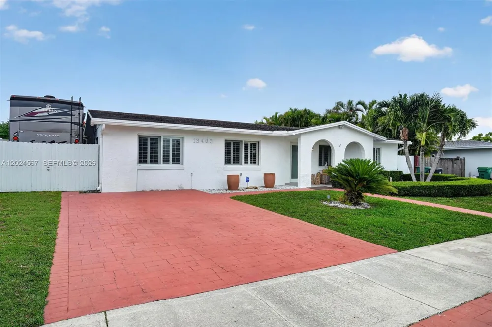 13463 SW 66th Ter Miami, FL 33183